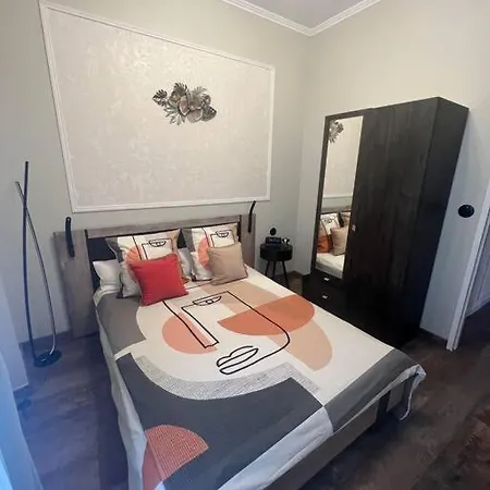 Plein Coeur Du Centre Historique De . Appartement *
